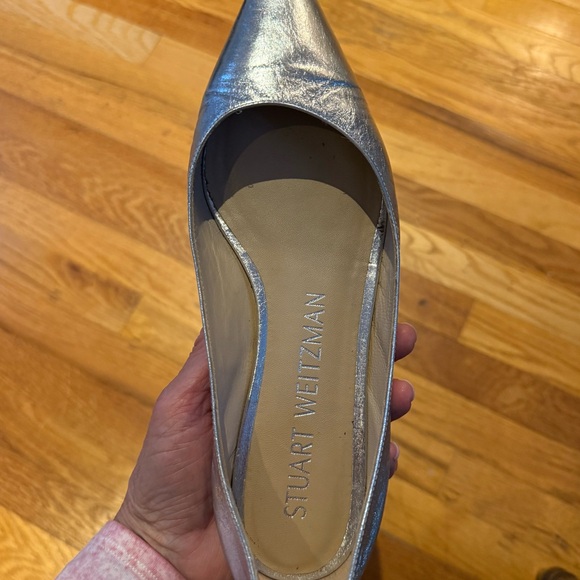 Perfect Holiday Shoe! 
Stuart Weitzman Emilia Silver Women's Flats - Picture 10 of 12